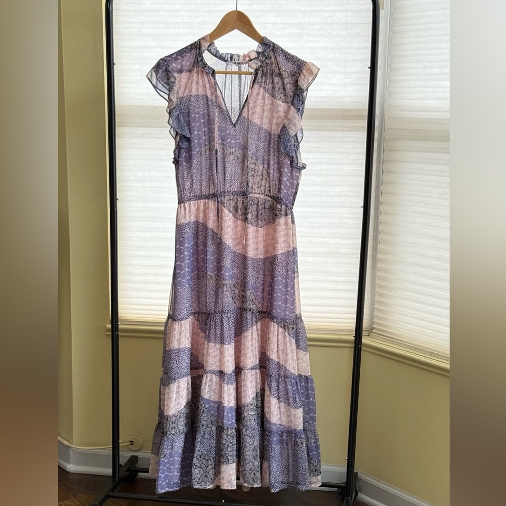 BB Dakota Blue Patterned Flowy Dress